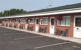 Algoma Motel